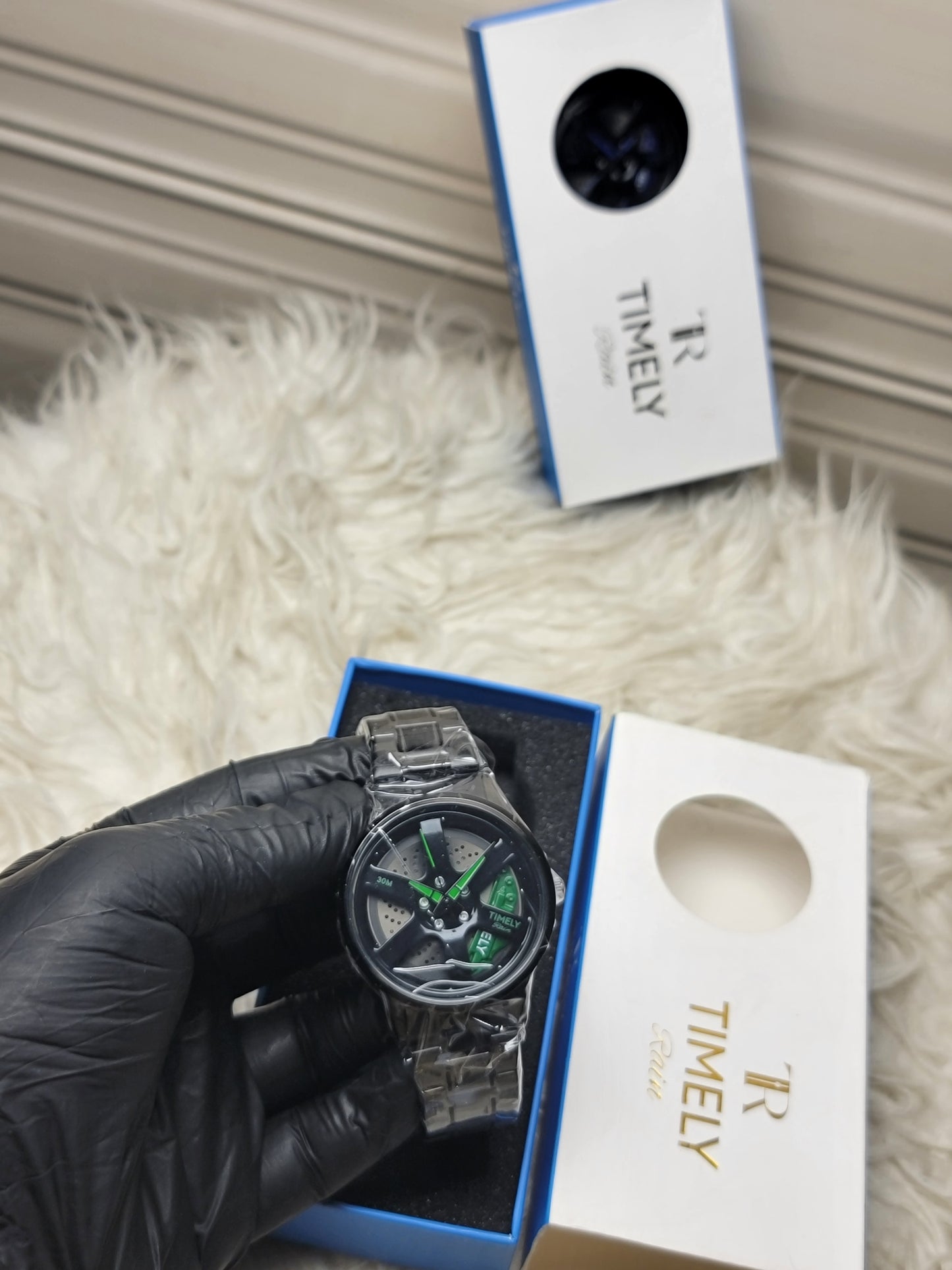 Rotating rim watches  timely